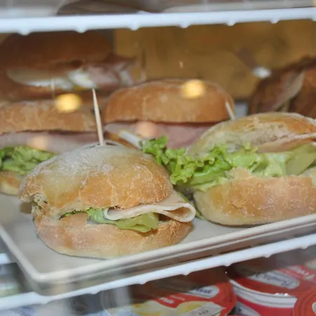 Hotel Susy - Bakery&Gluten Free - direttamente su viale Dante a due passi dal mare-2